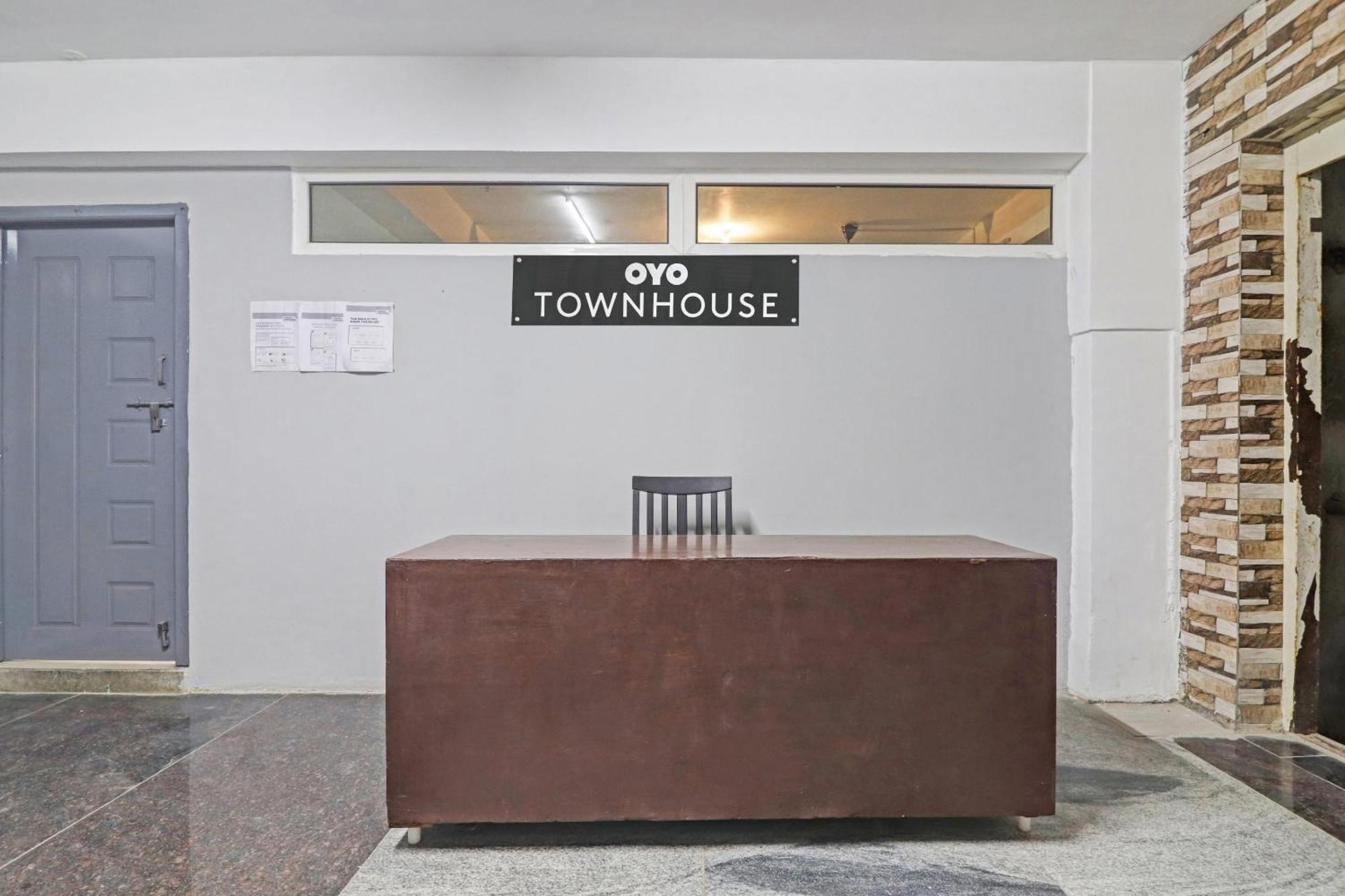 Townhouse De Alphabet Hotel Gachibowli Exterior foto